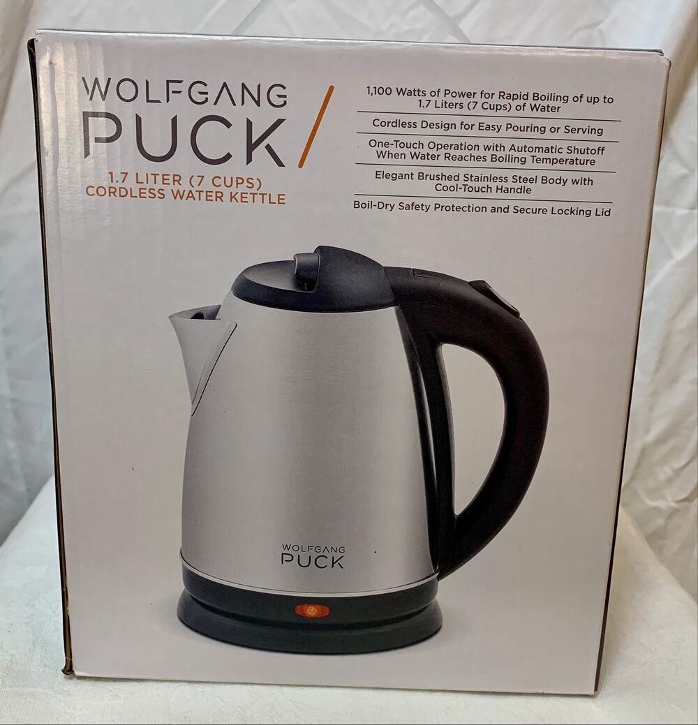 NWT WolfGang Puck Cordless Water Kettle